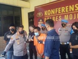 Polres Mojokerto Gelar Kasus Pembunuhan Berencana di Trowulan