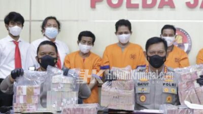 Pelaku Pengedar Uang Palsu Rp3,8 M Dibekuk Polisi