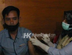 Vaksinasi Usai Tarawih di Pekon Sinar Petir Lebihi Target