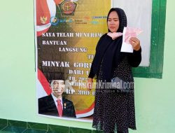 Danramil 431-01/Jebus Penyaluran Dana BLT-Migor kepada PKLW Hari ke-2