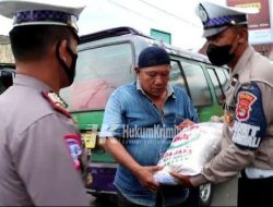 Polres Tanggamus Salurkan Bansos ke Sopir Angkutan di Kota Agung dan Wonosobo