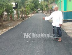 H Rohman Kades Trenggulan Sukseskan Pembangunan Jalan Aspal BKKD 2022 Tahap l