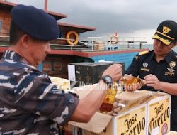 Sriwijaya Berhasil Tangkap Kapal Kayu Bermuatan Mikol Ilegal Senilai Rp 4, 38 Miliar