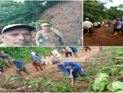 Aparat Pekon bersama Warga, Bersihkan Tanah Longsor Secara Manual