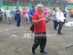 Kepala Sekolah MTs Negeri 1 Kota Cirebon Ikut Senam Bersama