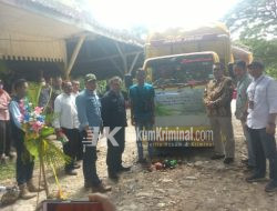 Penyerahan SKHHK Biomassa Perdana Oleh Direktur IPHH Kementerian LHK Kepada KPH