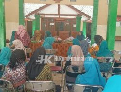 Pokja 3 PKK Desa Jari Adakan Lomba Membuat Tumpeng