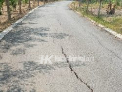 Aspal BKKD Desa Ngambon Pecah – Pecah Di Duga Kades Anti wartawan