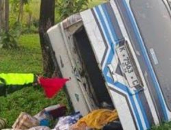 Dua Kendaraan R4 Kecelakaan di KM 164.400 Tol Cipali