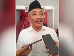 Kades Cinandang Dawarblandong, Kembalikan Formuler Pendaftaran Bacawabup ke Kantor DPC PDIP