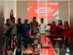 H. Agus Siswahyudi SE SH Daftar Cawabup ke DPC PDIP Kabupaten Mojokerto