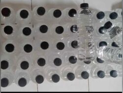 Peredaran Minuman Keras Jenis Arak di Kajangan, Desa Kepuhkajang, Kecamatan Perak diduga ada Bekingan APH