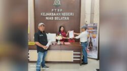 Kepala SMK Negeri 1 Gomo Resmi Dilaporkan ke Kejaksaan Terkait Dugaan Penyalahgunaan Dana BOS.