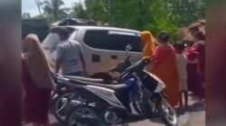Terkait Tambang Pasir ilegal “Mobil Resmob Polres Lumajang dihadang Warga”
