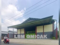 Gudang Pabrik Penimbunan Abu Aluminium di Jalan Raya Jombok – Plosorejo, Jombok, Kecamatan Kesamben, Jombang Disoal LSM Gmicak