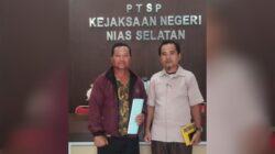 Kepala Desa Sotoo Hilisimaetano Resmi Dilaporkan ke Inspektorat dan Kejaksaan Nias Selatan Terkait Dugaan Korupsi Dana Desa