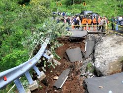 Polres Probolinggo Pasang Police Line, Akses ke Air Terjun Madakaripura Ditutup Sementara